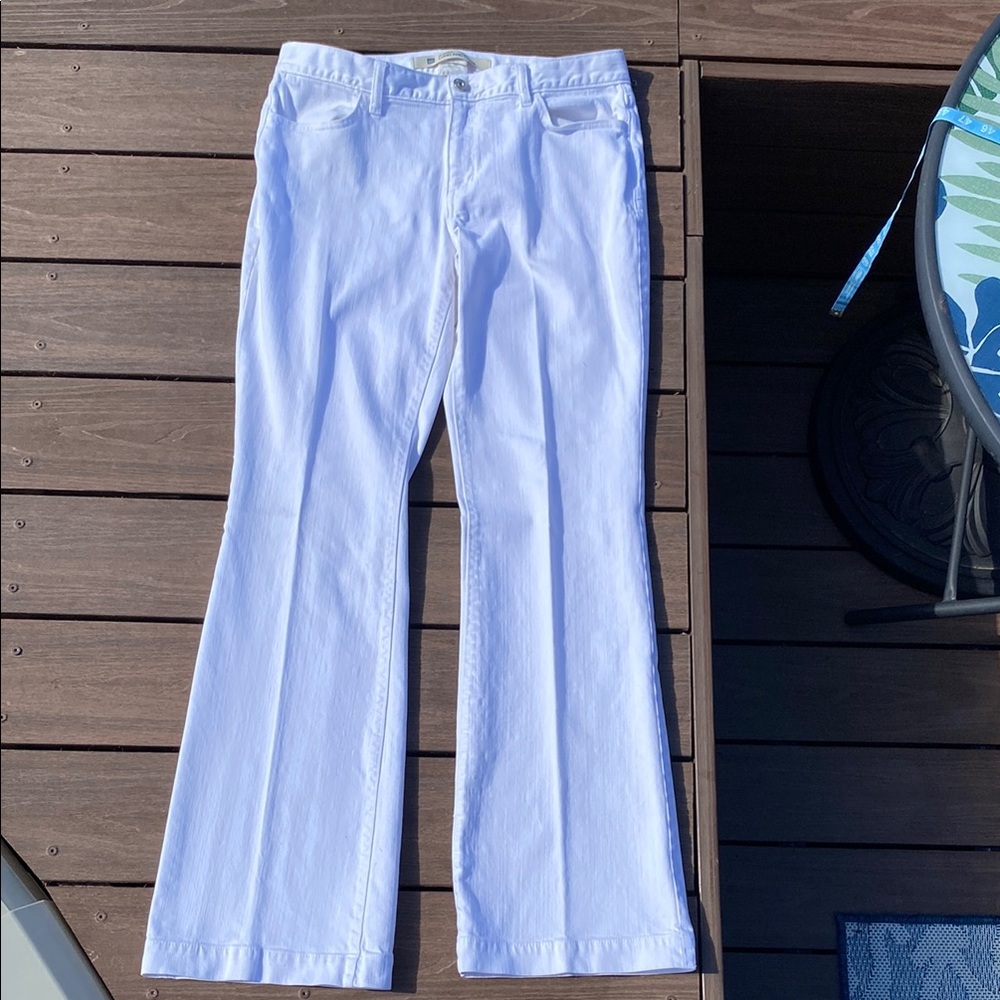 GAP White Flare Wide Leg Jeans Classic Style